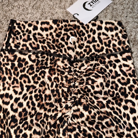 Zyia active scrunchy leggings - Picture 3 of 6